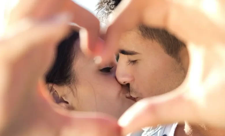 How To Give A Hickey